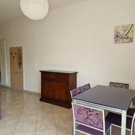 Francis House Apartment