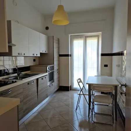 Apartment Francis House