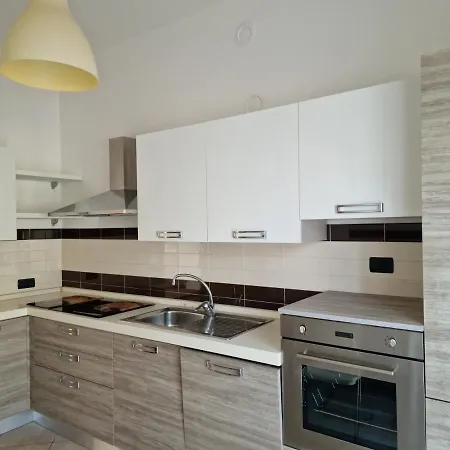 Francis House * Imperia